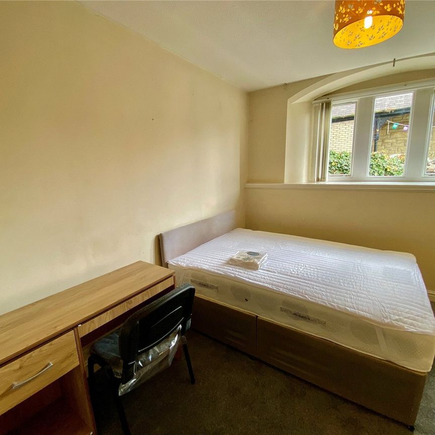 Tabernacle Chapel, Garth Road, Bangor... - Photo 1