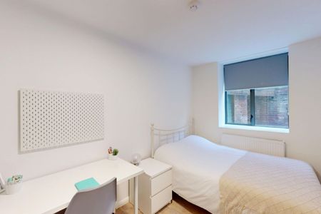 7 Bed Flat, Gordon House, NG3 - Photo 4