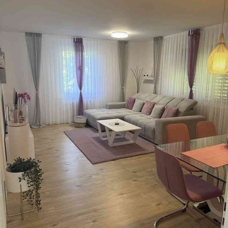 3 Zimmer, 90 m², 1. Stock - Foto 1