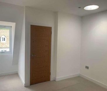 High Street, Witney, OX28 - Photo 6