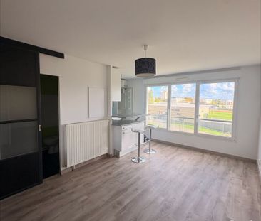 Location Appartement 2 pièces 37m² - Photo 2