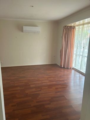 Cozy family home in a quiet location! - Photo 1