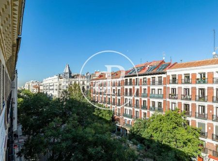 Flat with views for rent in Goya (Madrid) - Photo 2