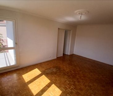 3 pièces - 65,5 m² - 4ème étage - Colocation non autorisée - Photo 2