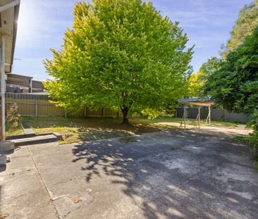 Stylish Three-bedroom Home In Sought-after East Albury - Photo 5