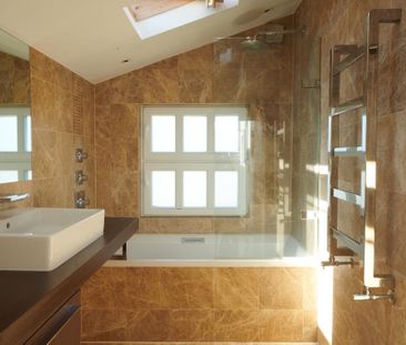 2 Bed Terraced House, Queens Road, SW14 - Photo 5