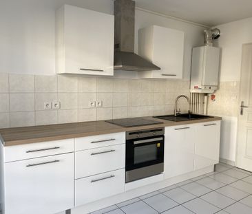 Location Appartement 2 pièces 50m² ESSEY LES NANCY 54270 - Photo 3