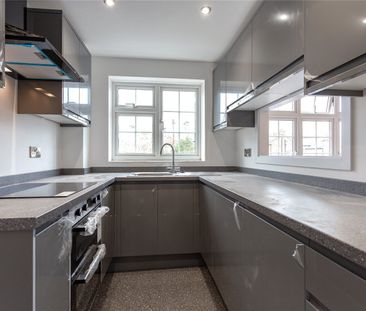 Lammas Court, Windsor, SL4 - Photo 6