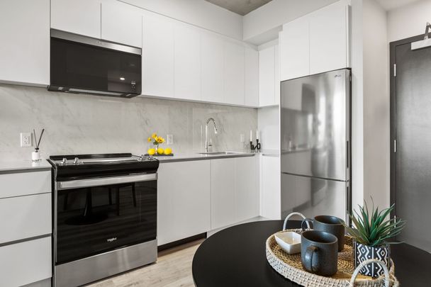 For Lease - 2140 BASELINE Road Unit# G21, South of Baseline to Knoxdale, Ontario - Photo 1