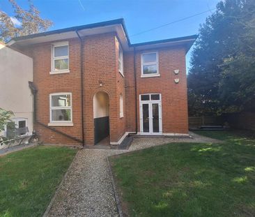 2 bedroom maisonette to rent - Photo 6