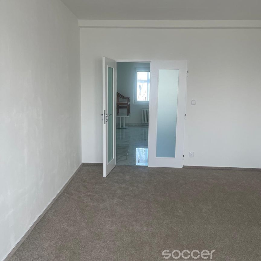 Pronájem bytu 4+1 80 m² - Фото 1