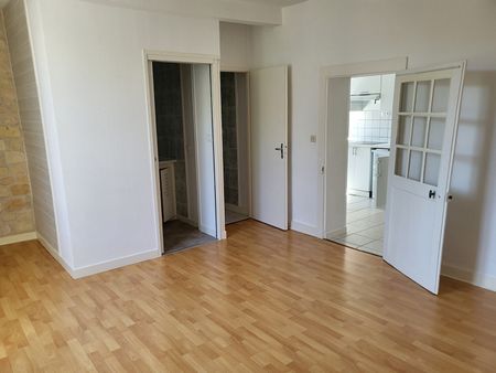 Apartment - Photo 4