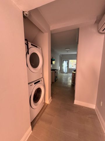 240 Blackburn - Photo 5