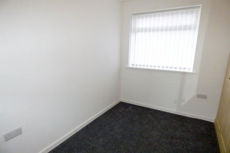 2 bedroom bungalow to rent - Photo 3