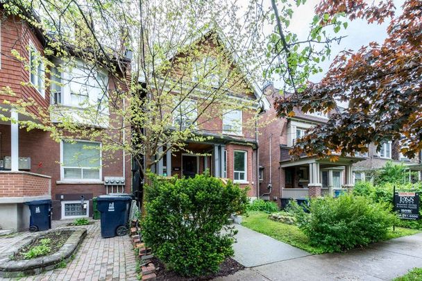 For Lease - 201 Madison Avenue Unit# Basement, Toronto, Ontario - Photo 1