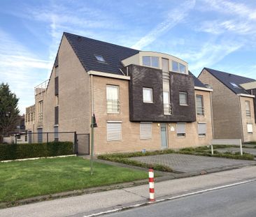 Prachtig gelijkvloers appartement met 2 slaapkamers, tuin en autost... - Photo 5