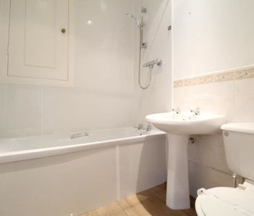 Hardgate, Ground Left, AB10 - Photo 3