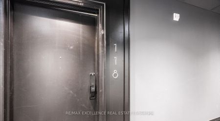 For Lease - 95 Dundas Street Unit# 118, Oakville, Ontario - Photo 4