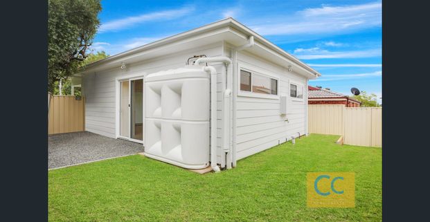 BRAND NEW GRANNY FLAT - Photo 1