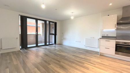 2 bedroom apartment to rent High Street, Sutton, SM1 - Photo 2