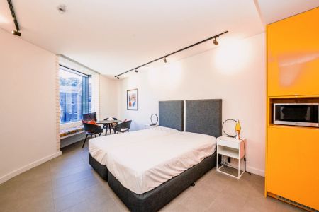 Studio Apartment in Surry Hills, Sydney - Photo 2