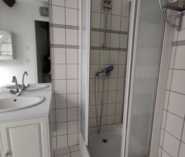 Location Appartement 2 pièces 57m² - Photo 2