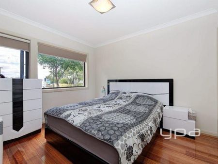 Relaxed Living, Premium Location - Photo 4