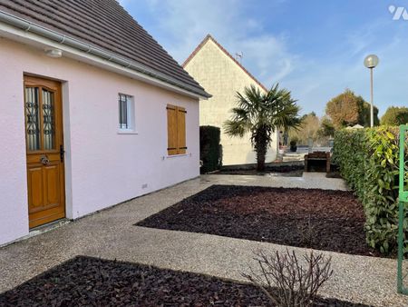 Maison dans bourg proche de tous commerces et école. - Photo 5