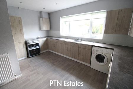 2 bedroom detached bungalow to rent - Photo 4