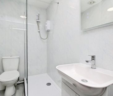 2 bedroom bungalow to rent - Photo 3