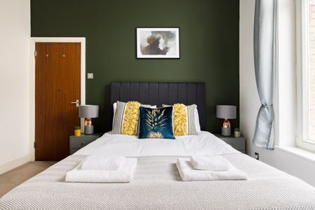 1 Bed Flat, Whitecross Street, EC1Y - Photo 5