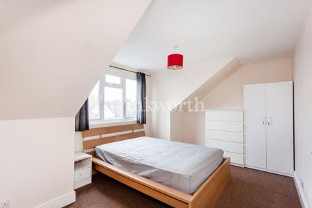 3 bedroom apartment to rent - Photo 3