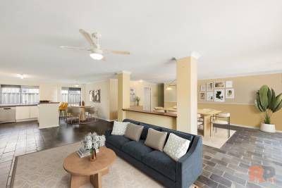 Low Maintenance Secure Home - Photo 3