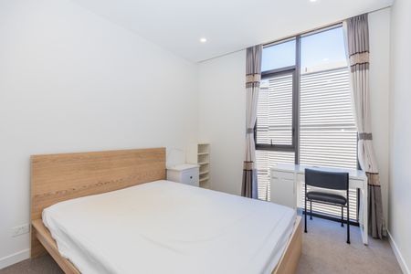 1406/15 Lachlan Street, Waterloo NSW 2017 - Apartment For Rent | Domain - Photo 3