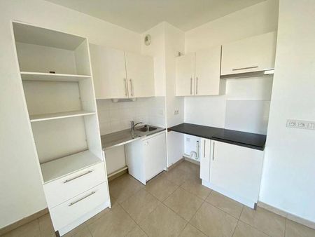 Location appartement récent 2 pièces 40.2 m² à Montpellier (34000) - Photo 2