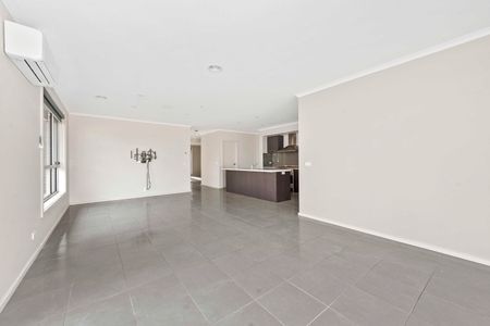 FOUR BEDROOM FAMILY HOME IN ALFREDTON - Photo 5