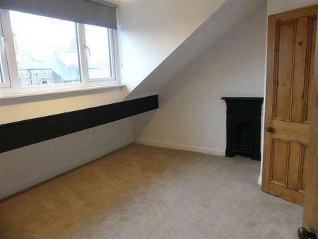 East Parade, Ilkley, LS29 - Photo 4