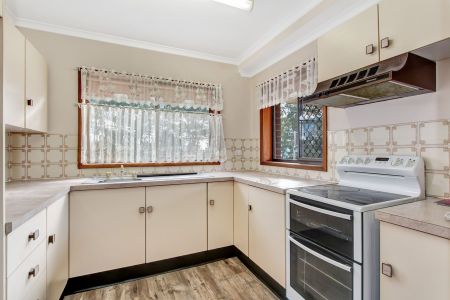 Boutique Central Living - Photo 4