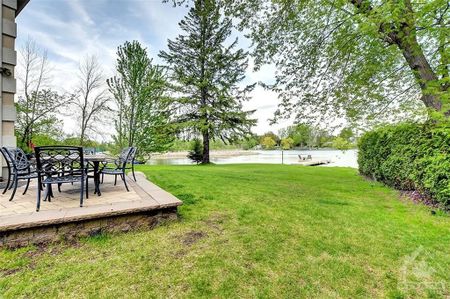 For Lease - 3 Winding Way, Barrhaven, Ontario - Photo 5