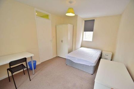 Stanmore, SO22 - Photo 2