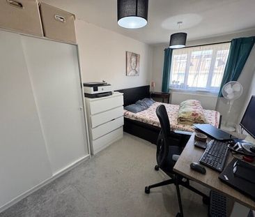 Charlton Park - Photo 6