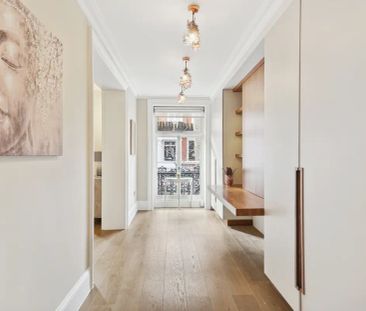 5 bedroom flat in Chelsea - Photo 2