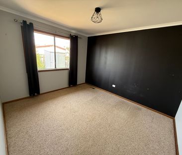 Home For Rent - Photo 4
