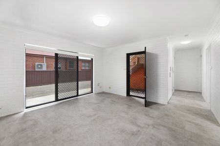 2/39 Church Street, TAMWORTH NSW 2340 - Photo 3