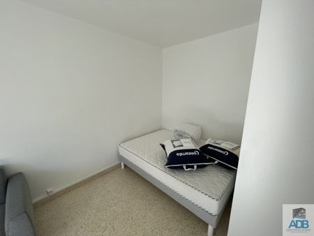 Roanne, 16 Rue Georges Sand, Résidence "Le Brossolette" - Photo 4