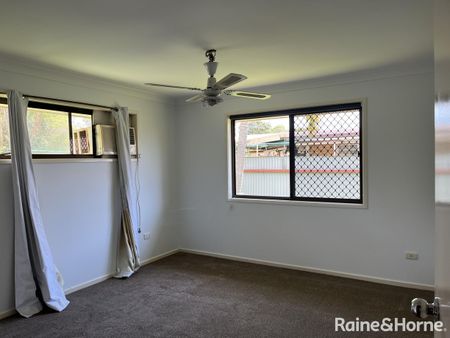 6 Meredith Place, Redland Bay, QLD 4165 - Photo 4