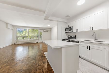 For Lease - 2500 Bathurst Street Unit# 103, Toronto, Ontario - Photo 5