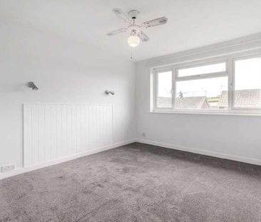 Topcliffe Court, Leeds, LS27 - Photo 5