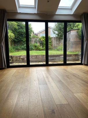 3 Bed Semi-Detached House, Brean Down Avenue, BS9 - Photo 1