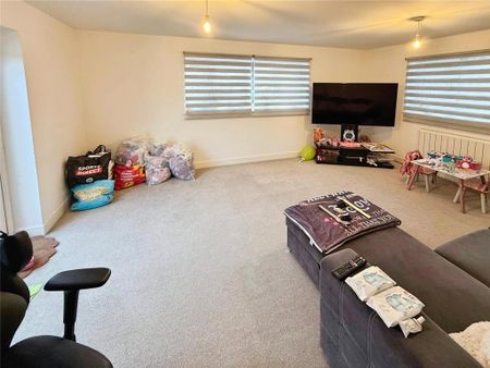 2 bedroom bungalow to rent - Photo 2